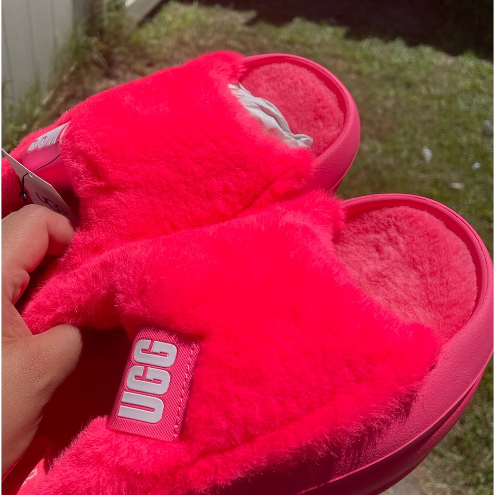 FOAMO UGG Plush Slide